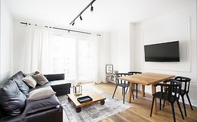 Apartament August